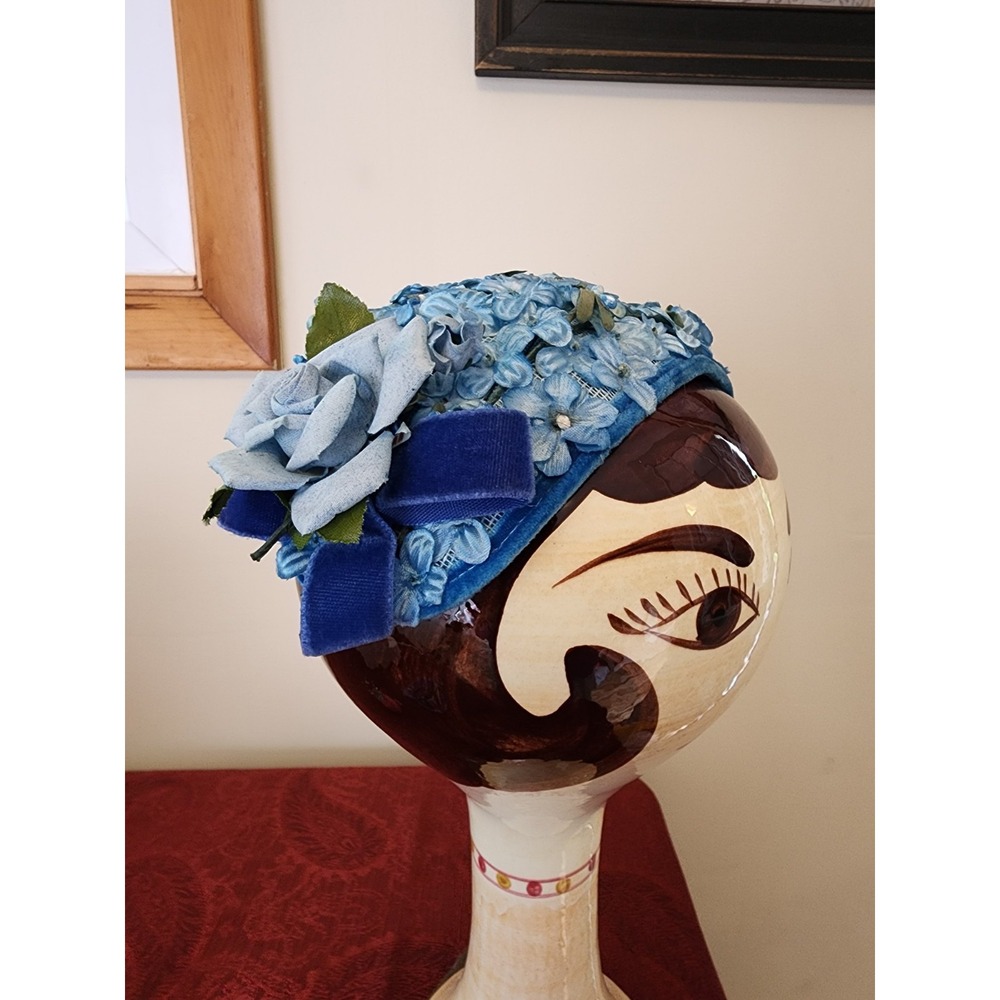 Vintage Womens Fascinator Hat Whimsical Fairy Blue Velvet Flowers Cap Ren Faire